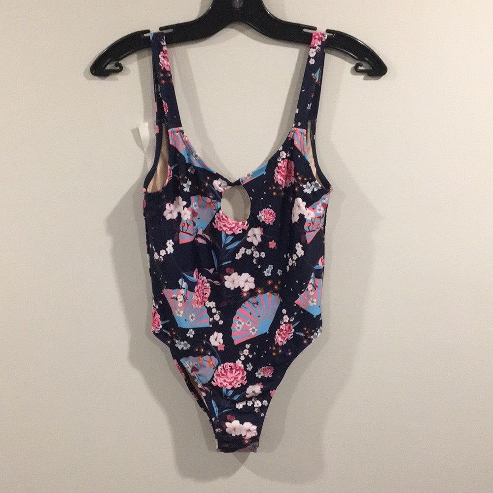 MOSMANN Women’s OnePiece Bathing Suit Size M